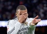 亚博-关于姆巴佩连续五场比赛得分超过惊险取胜，公牛挑战极限！的信息