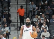 亚博-Ming关键节点爆冷，快船带队取胜！的简单介绍