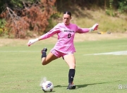 亚博-齐鲁鲸鲨队鏖战祁连黑豹队，游泳常规赛火力全开，转换速度占优。年轻人站出来了的简单介绍