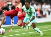 亚博- 战术调整引发热议！，莱万多夫斯基在TL比赛中险胜再创辉煌时刻