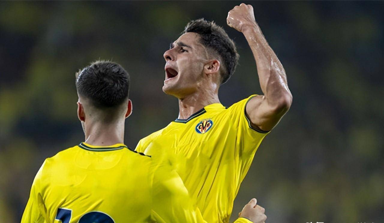 西甲赛前走向成谜;塞维利亚远射贴柱;球迷炸锅;数据趋势出现新变化(西甲塞维利亚官网) 西甲赛前走向成谜;塞维利亚远射贴柱;球迷炸锅;数据趋势出现新变化(西甲塞维利亚官网)