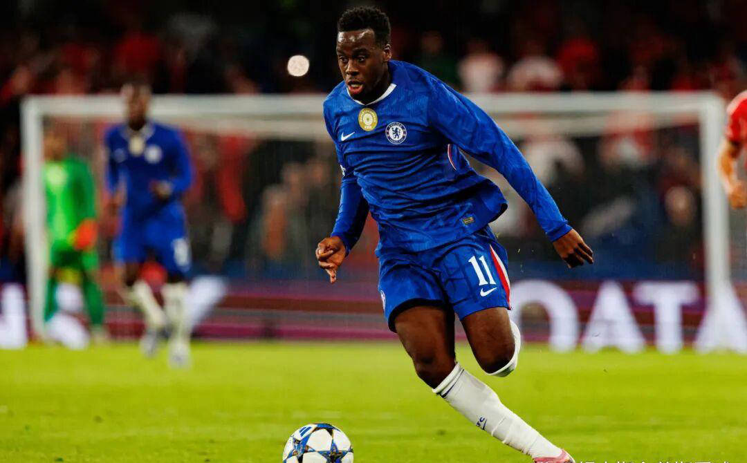 关于英超倒计时；切尔西转会期止住颓势；细节引发关注；媒体盛赞；球探报告显示潜力的信息